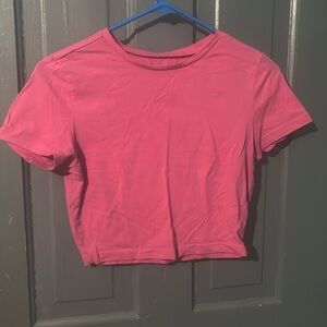 Cropped tee